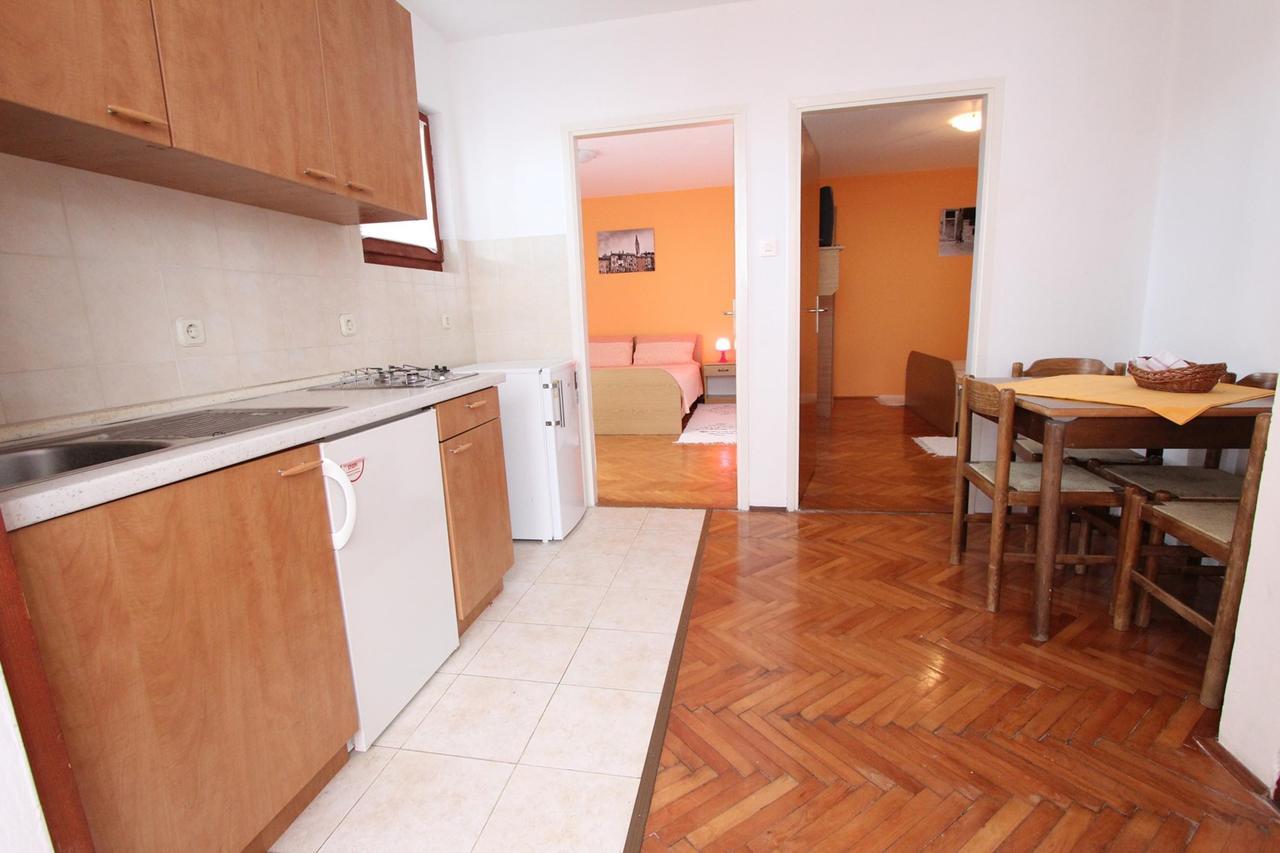 Apartments Tara 로비니 외부 사진